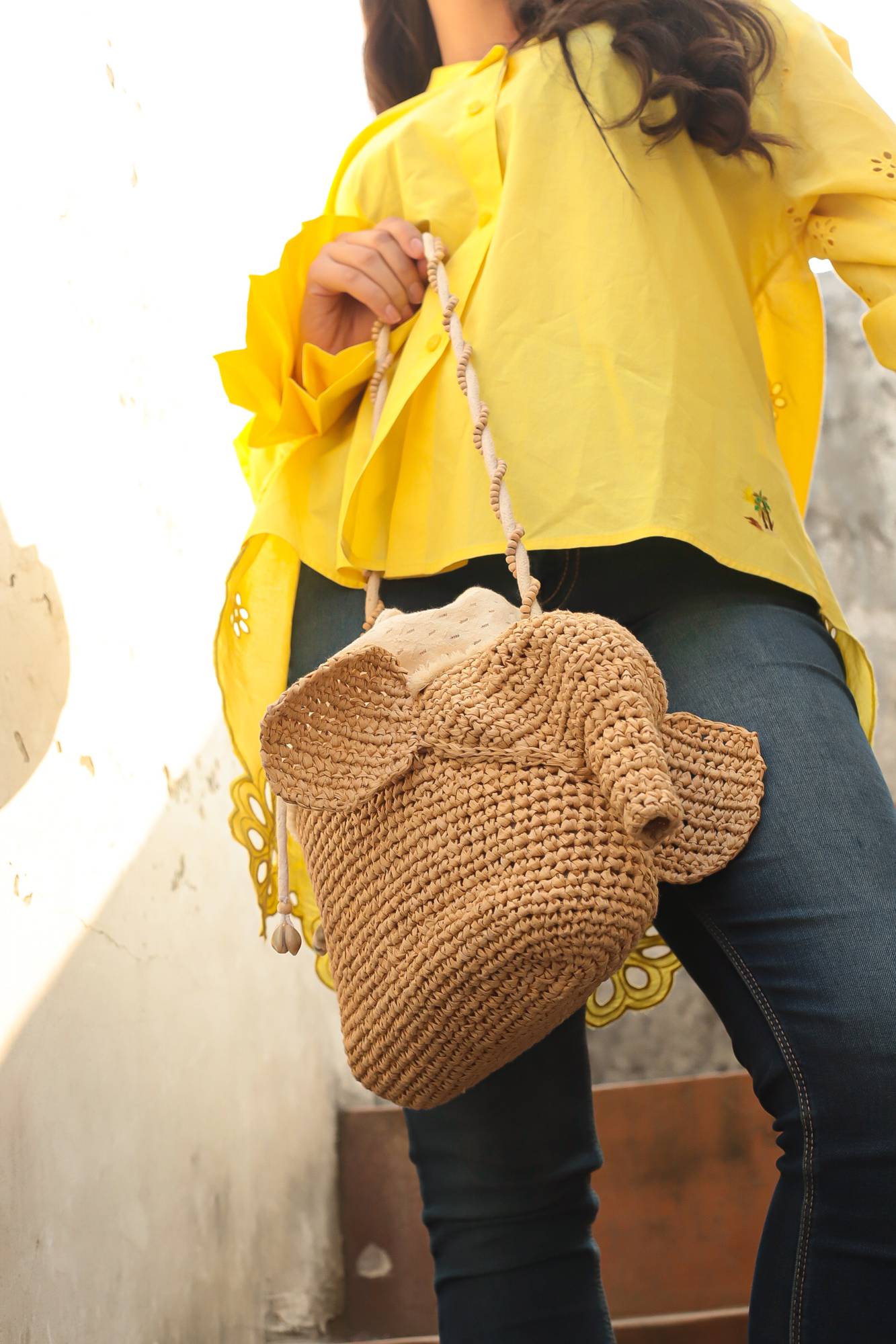 Elephant Shaped Raffia Shoulder Bag for Women