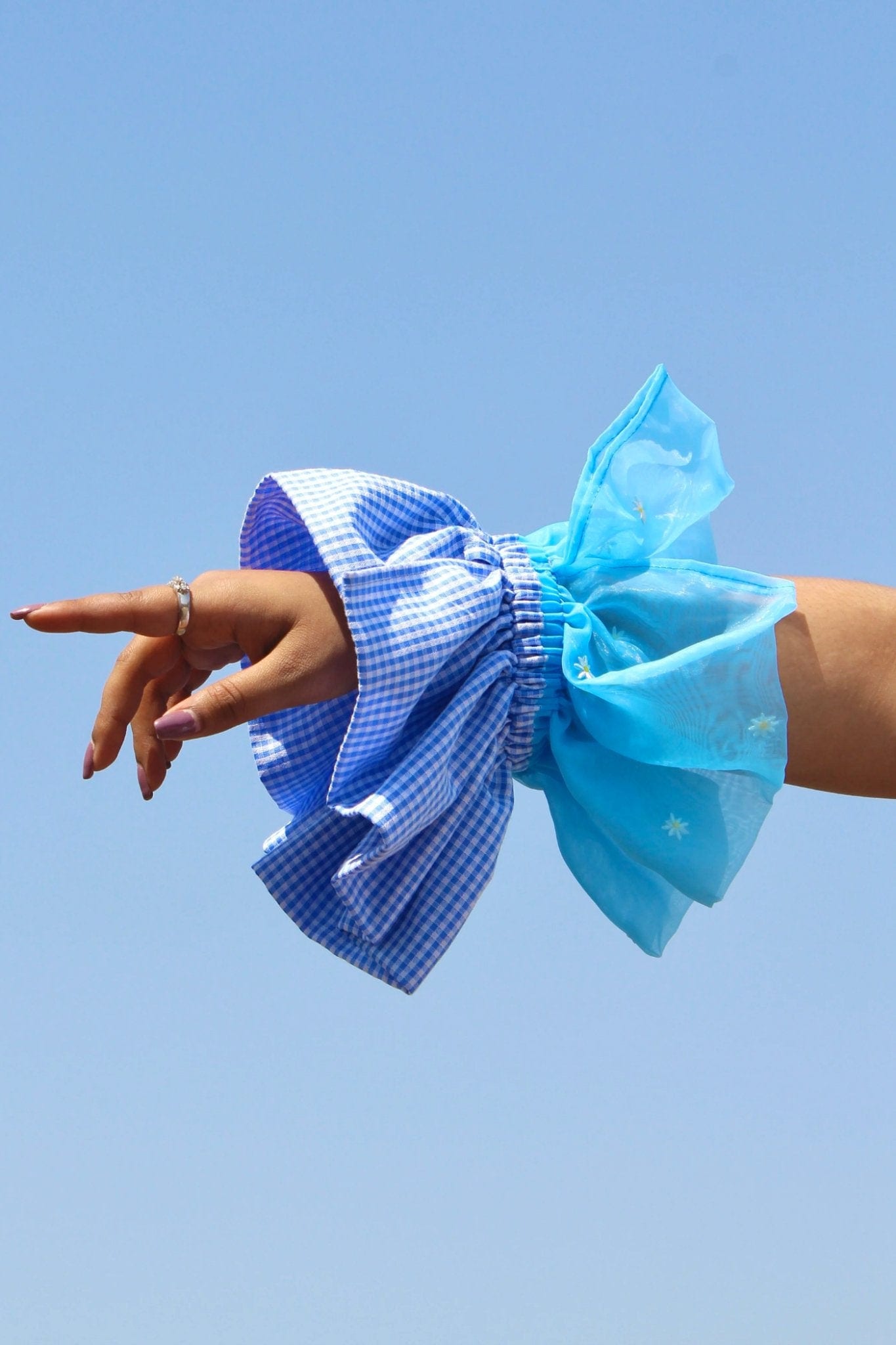 Breezy Scrunchie - Ted Ferde