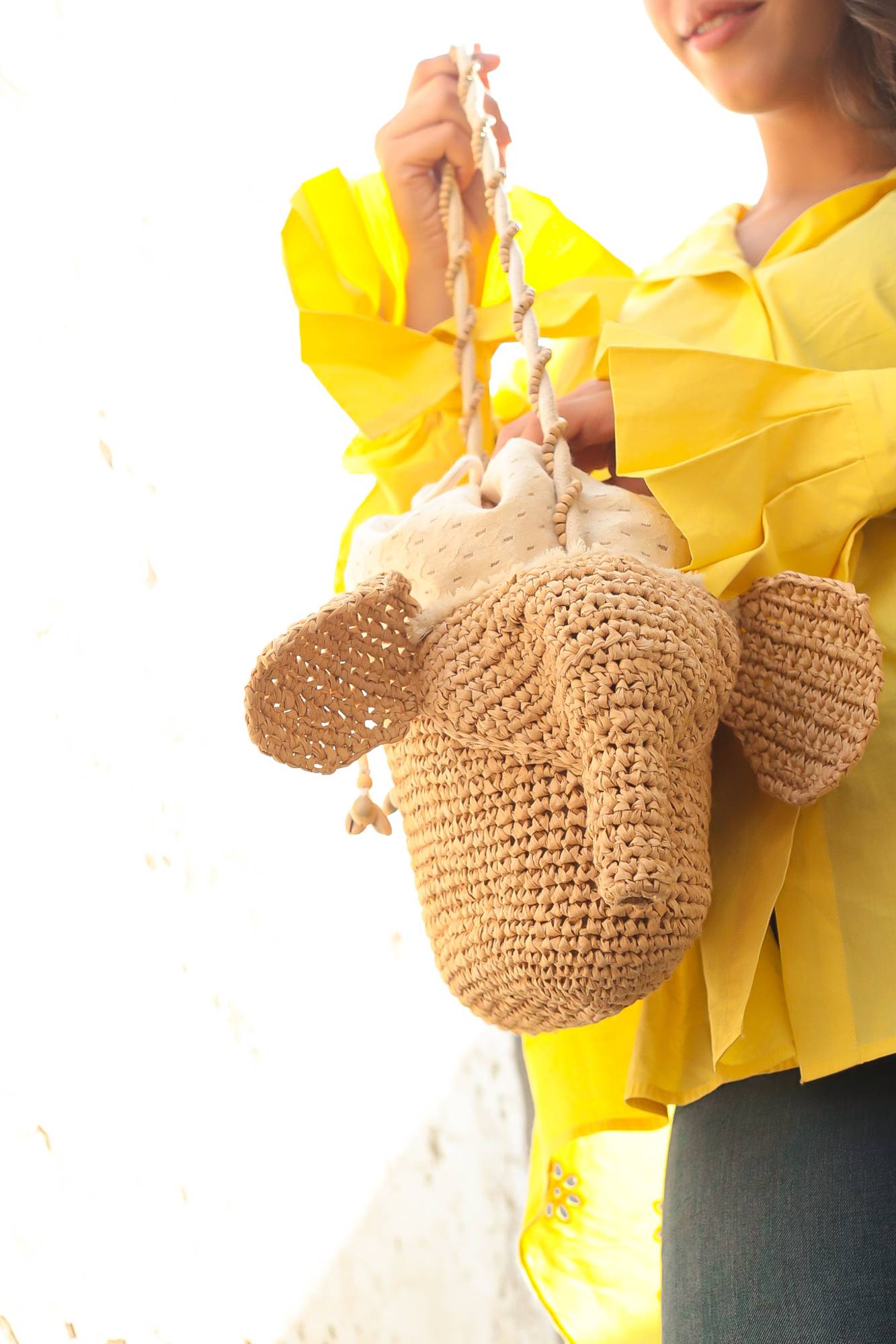 Elephant Shaped Raffia Shoulder Bag for Women